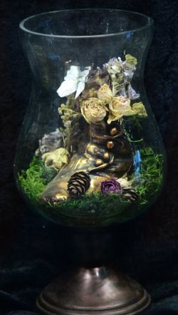 horror floral kept